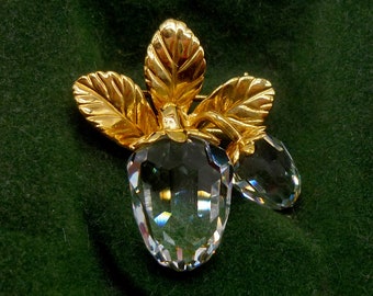 ヴィンテージ　SWAROVSKI　スワロフスキー　イチゴ　ブローチ　ジュエリー Vintage Swarovski Crystal Memories Strawberry Brooch - Etsy