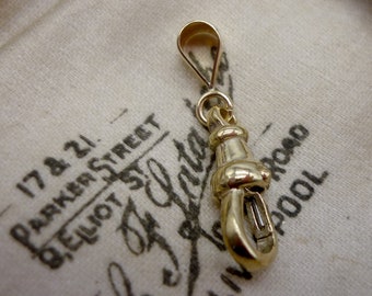 9ct Gold Dog Clip with Bail,  Solid Gold Clasp For Necklace
