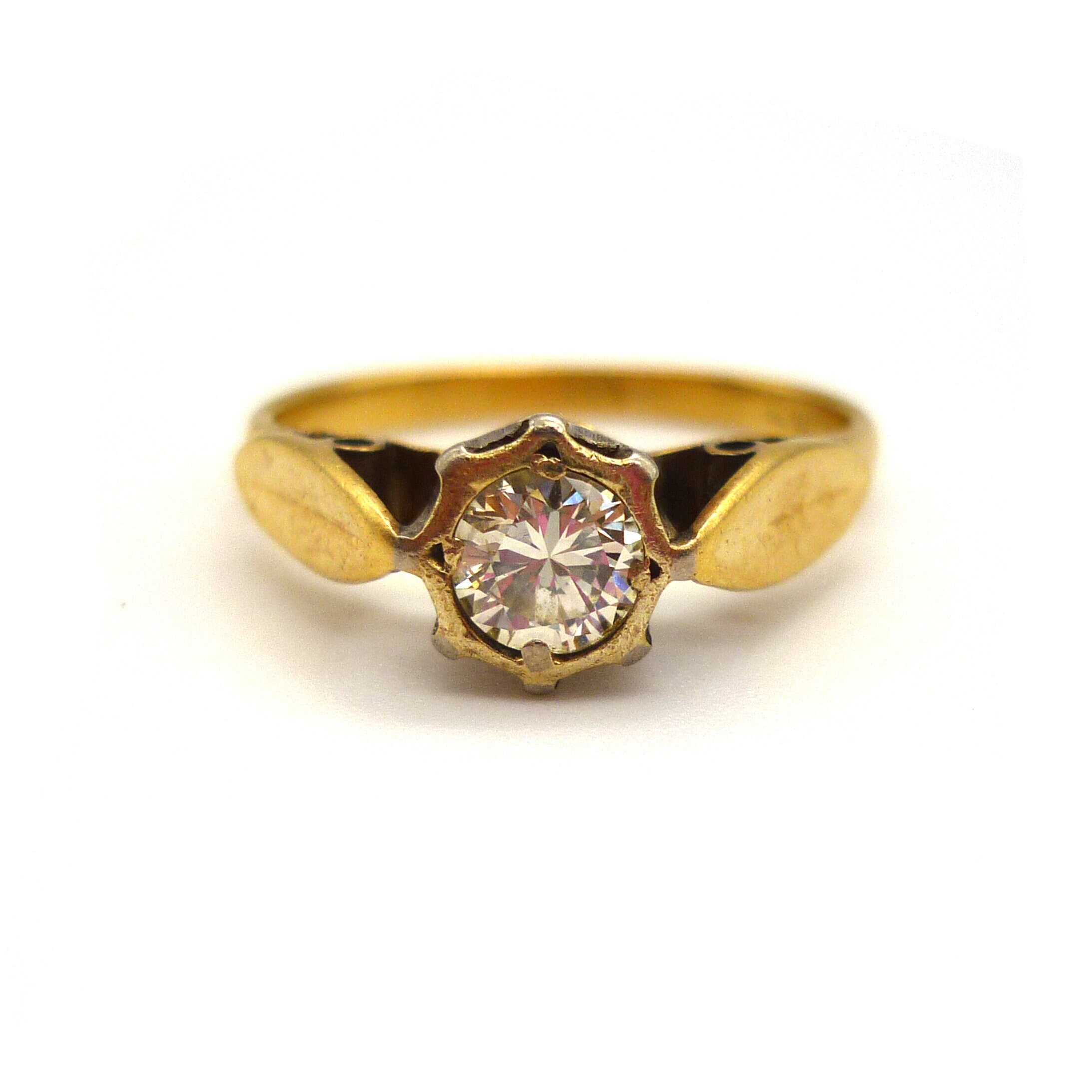 Vintage 18k Solitaire Ring With High Set Diamond Size 5.5 - Etsy