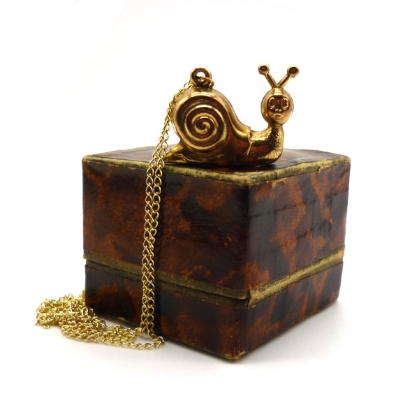 Vintage Gold Snail Charm Pendant Necklace