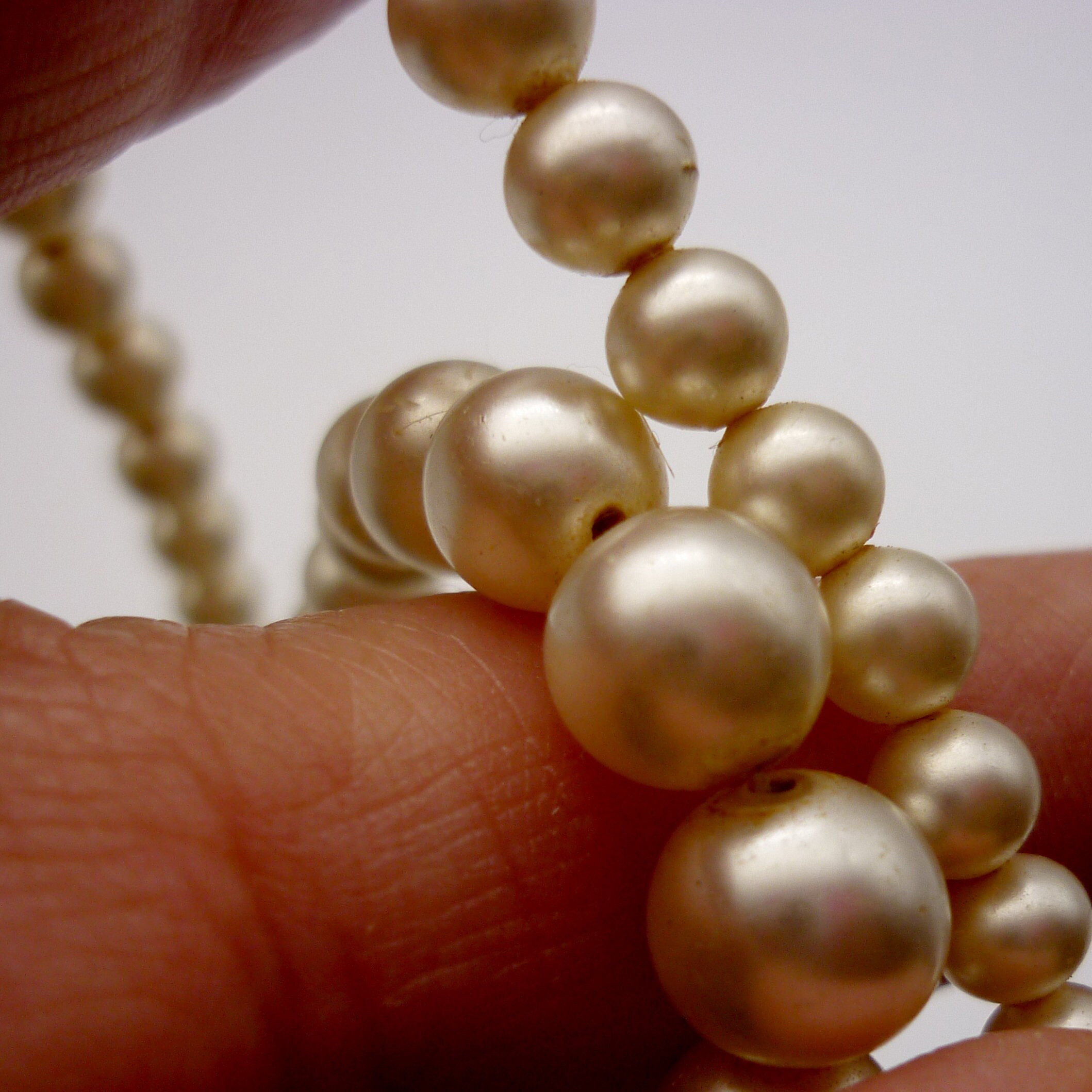◆VINTAGE HOLLYWOOD◆ Basic Pearl Necklace VH2379NE016B Vintage Pearl Bib Necklace * 5 Strand Necklace * Hollywood