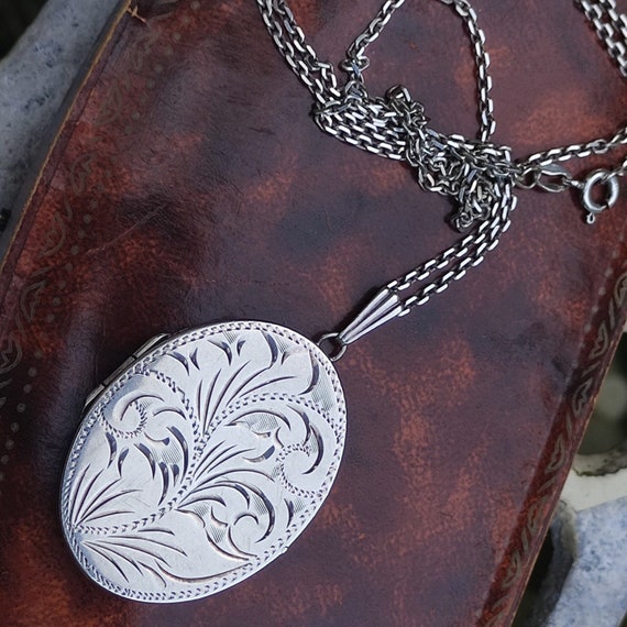 Locket Necklace Oval Flat Etched Floral Sterling Silver with Square Snake Chain Locket Necklace Oval Flat Etched Floral Sterling Silver with Square Snake Chain