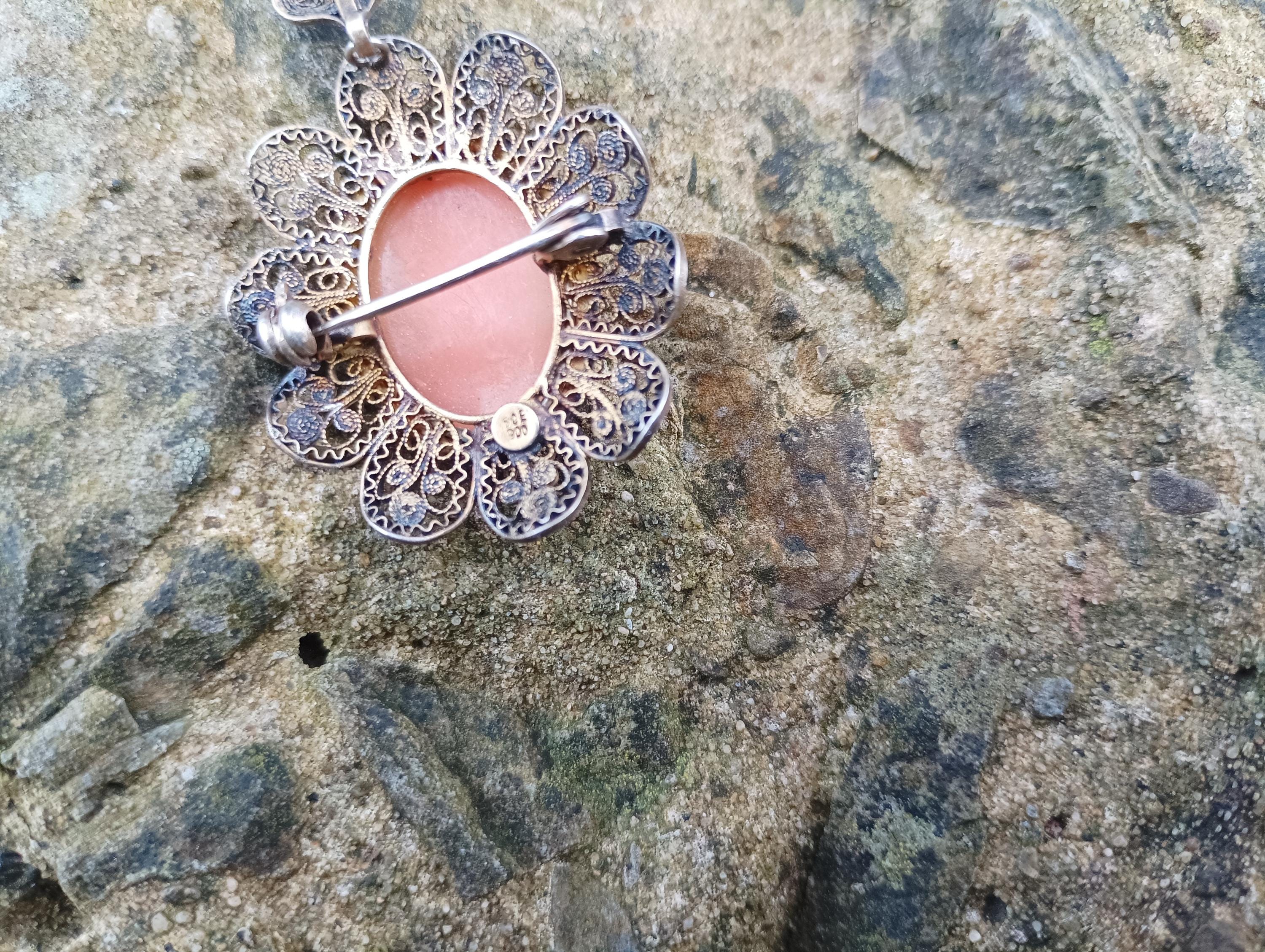 Pendentif PRESTIGE en PIERRE DE LUNE naturelle et ARGENT Pendentif PRESTIGE en PIERRE DE LUNE naturelle et ARGENT