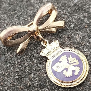 Vintage HMS Unseen Pin: Royal Navy Military Badge