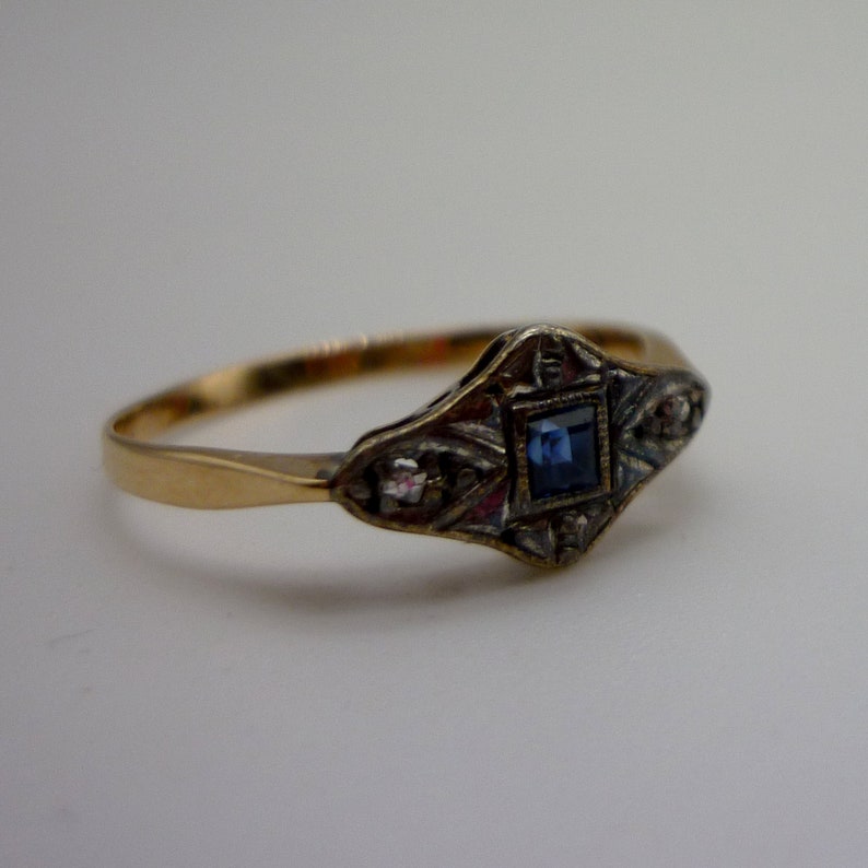 Art Deco saffier en diamanten ring maat 4,45, antieke 18k gouden en platina verlovingsring afbeelding 6