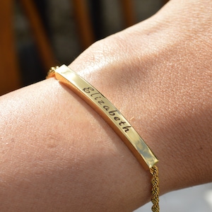 Pulsera con placa de identificación, pulsera de barra grabada personalizada, pulsera deslizante, pulsera de barra curva de doble cara grande, regalo de cumpleaños para ella imagen 6