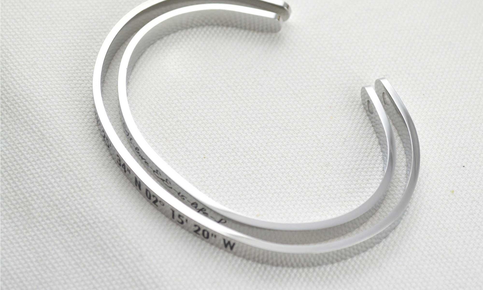 Bracciale con scrittura a mano, bracciale rigido personalizzato in acciaio inossidabile inciso, regalo commemorativo, firma personalizzata in argento, oro, oro rosa - Italia