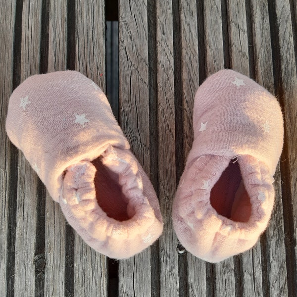 chaussons bébé fille rose taille naissance