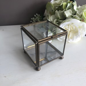 Vintage Brass and Glass Trinket Box, Vanity Decor, Etched Glass, Floral, Mirror, Keepsake Box, Gift for Her, Jewelry Box, Ring Holder, Cube