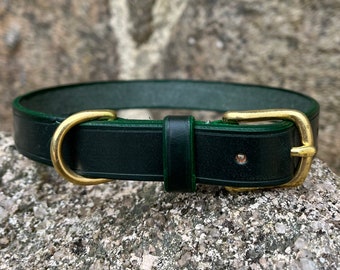 Collier de chien en cuir vert personnalisé, collier de chien vert foncé, collier de chien en cuir traditionnel