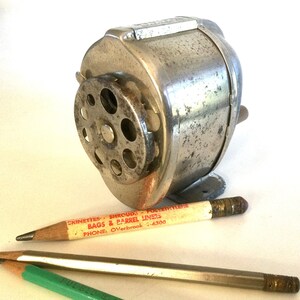 Long Point Pencil Sharpener Manual for Art Charcoal Pencils/drawing/sketching  Pencils Adjustable Points 