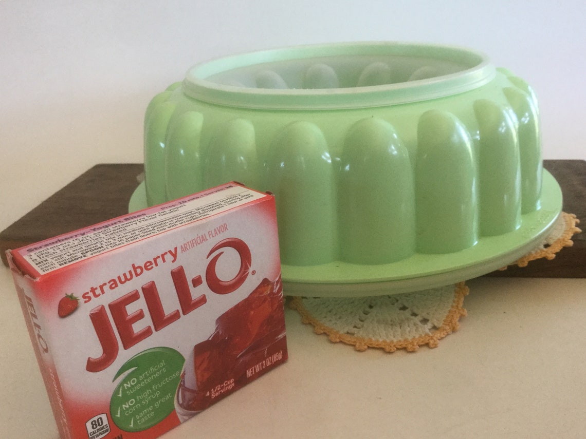 Vintage Tupperware Jello Mold JelRing 1970 Vintage Kitchen Etsy