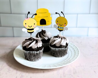 Bee Cupcake Toppers, Bee Theme, Bumble Bee, Bee Decor, Honey Bee, Bee Party, Bee Theme Decor, Bumble Bee Decor, Bee Baby Shower