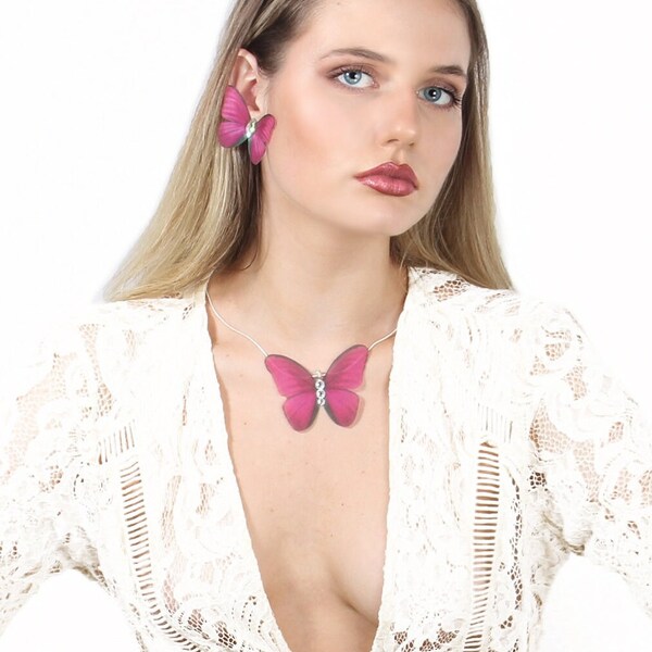 Collier papillon en soie fuchsia rose