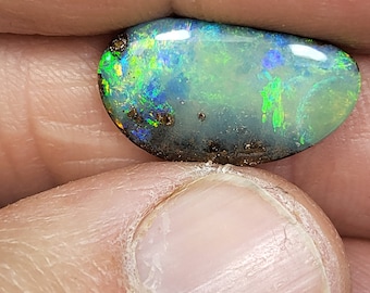5.75ct. Boulder opal. Natural opal. Australian opal. 20x11mm.