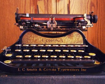 Corona portable typewriter