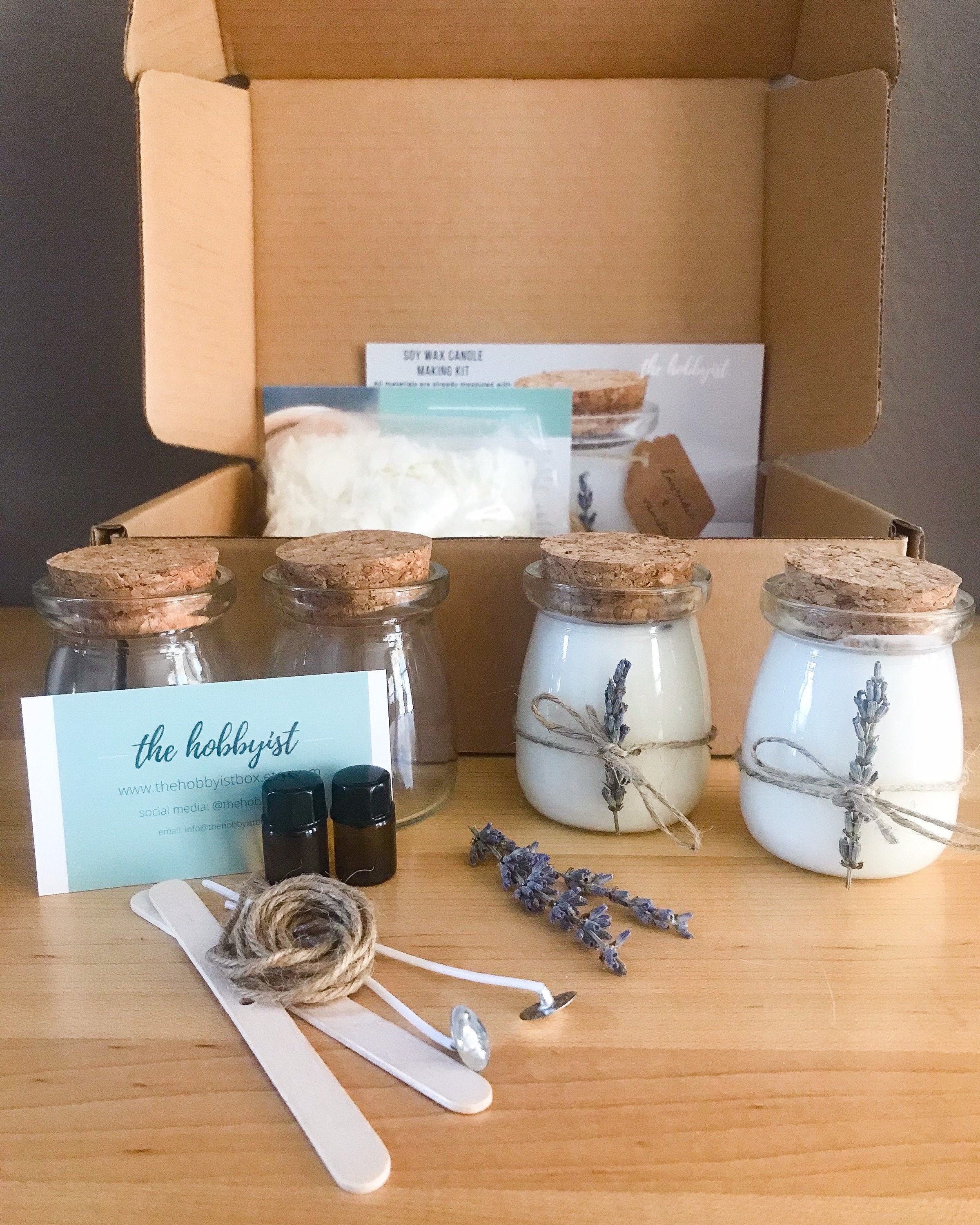  Kit de fabricación de velas de lujo, suministros profesionales  de velas para crear 6 hermosas velas perfumadas de cera de soja, kits de  manualidades y manualidades para adultos : Arte y