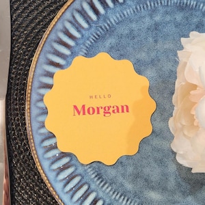 Circular Wavy Place Cards Round Scalloped Edge, Wedding or Bridal shower Wavy Edge name card, Yellow Card Coasters | Modern Round Place card