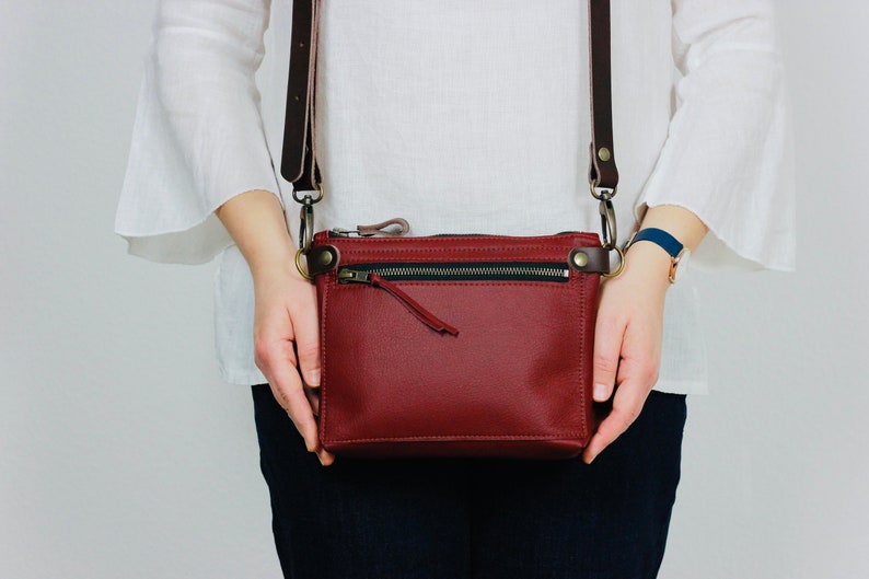 Leatherbag Shoulderbag Cross Body Bag. OFA Purse Bag