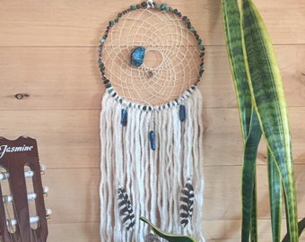 Dreamcatcher//Throat Chakra//Crystal Healing//Turquoise//Lapis//Reiki Infused