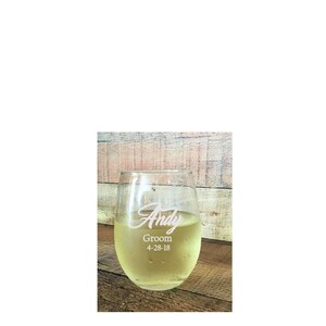 Set of 2, Wedding party, bride, Groom, Laser Engraved, Wine Glass, Personalized, Wedding Gift, Bridal Shower, Grooms Gift, Bachelor, Wine