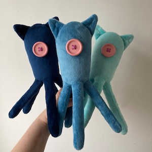 Blue coraline squid/octopus plushie from Coraline movie.