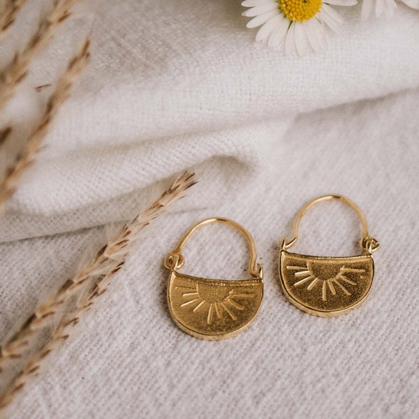 Sun Earrings Dangle, Gold Boho Earrings, Eclectic Jewelry, Tiny Gold Hoops, 18K Gold Earrings, Drop Earrings, Vintage Mothers Day Gift