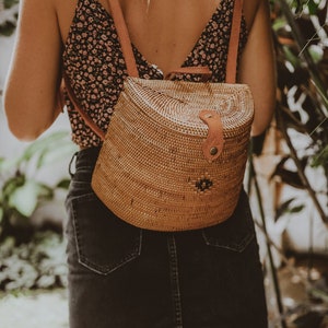 Straw Backpack, Rattan Backpack, Wicker Backpack, Basket Backpack, Rattan Bag, Straw Backpacks for Women, Straw Bag, Mothers Day Gift