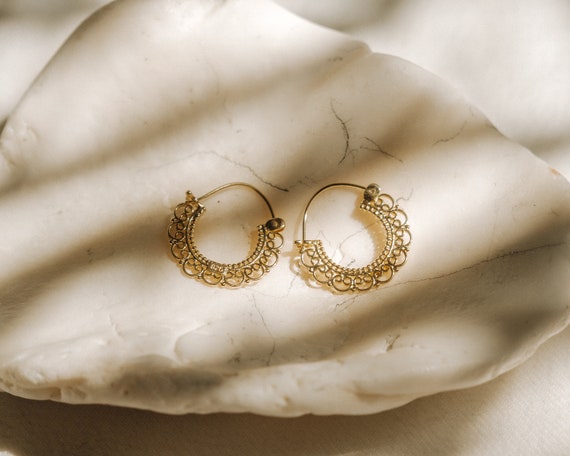 thumbnail image 2 of Forever 21 Long Hoop Chandelier Earrings - 8 Inch (21cm) Brass/Pink/Nude/Gold Boho Style 2 of 13