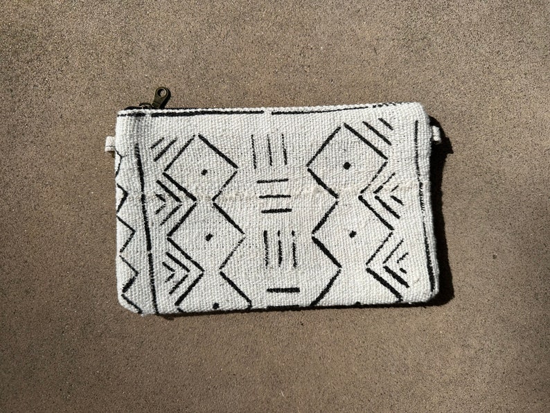 Large Mudcloth Wallet, Moroccan Clutch, Makeup Bag, Mudcloth Wristlet, Black and White Bag, Mothers Day Gift for Her image 4