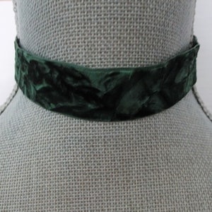 Hunter Green Crushed Velvet Ribbon Choker Necklace, Costume Choker, Green Necklace, Green Choker