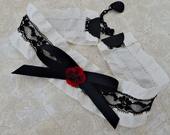 Collar de gargantilla de traje de cinta con volantes de encaje negro y marfil, gargantilla estilo criada francesa, collar de gargantilla de lazo de cinta negra