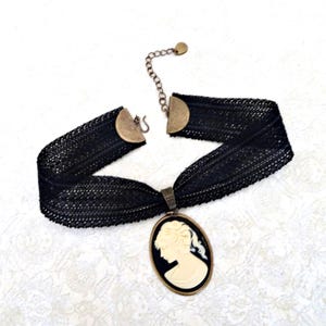 Black Vintage Netted Lace Choker Necklace with Cameo Focal Pendant, Victorian Costume Choker, Gilded Age