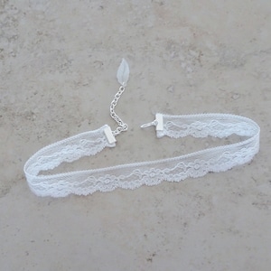 White Lace Choker Necklace - Vintage White Lace Necklace - White Choker - Brides' Choker - Wedding Jewelry