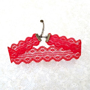 Red Lace Choker Necklace, Gothic Choker, Red Choker, Red Lace Necklace, Victorian, Halloween Costume Lace Choker