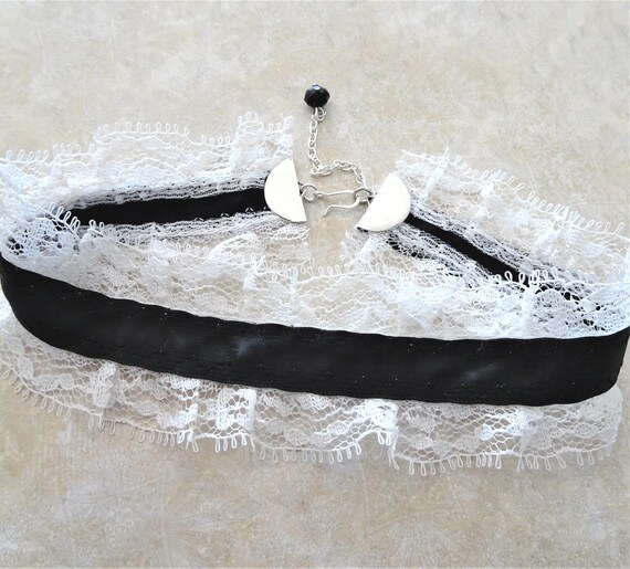 Prettie チョーカーネックレスブレスレットセット ハロウィン パンク スチームパンク コスチューム パーティー レディース 並行輸入品 Prettie チョーカーネックレスブレスレットセット レディース ゴシック