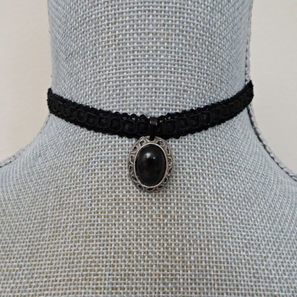 Black Braid Choker Necklace, Antique Silver and Black Oval Cabochon Pendant Choker, Black Choker Necklace, Hipster, Gift for Teen