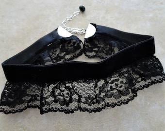 Black Velvet Ribbon and Black Ruffled Lace Choker Collar, Black Lace Choker, Gothic Costume Choker Necklace