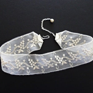 Collana girocollo con nastro vintage ricamato in avorio, motivo a uva, girocollo da ballo, regalo per adolescenti, stile vittoriano, girocollo da matrimonio