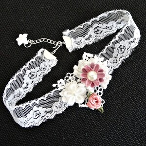 White Lace Choker Necklace, Vintage Lace Necklace, Beaded Flower Applique Choker, White Choker, Brides&#39; Choker, Wedding Jewelry