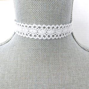 White Lace Choker Necklace - Cotton Crochet White Choker - Brides&#39; Choker - Wedding Jewelry