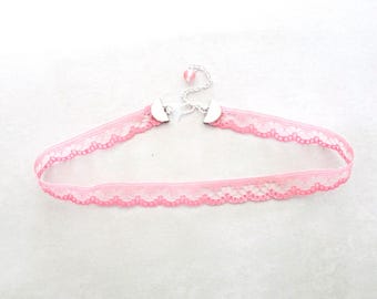 Gargantilla vintage de encaje rosa coral: joyería de boda