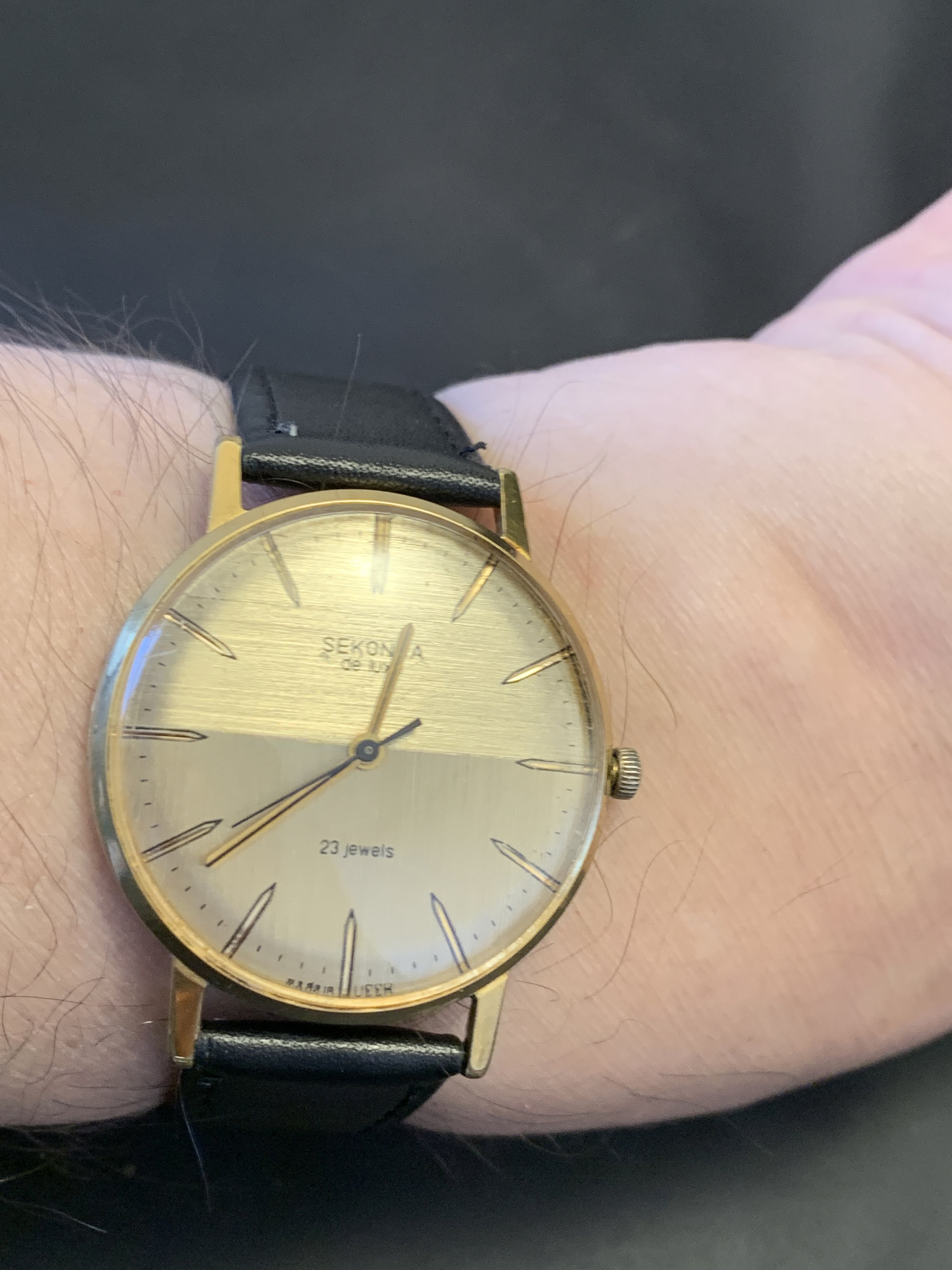 Sekonda de luxe hotsell
