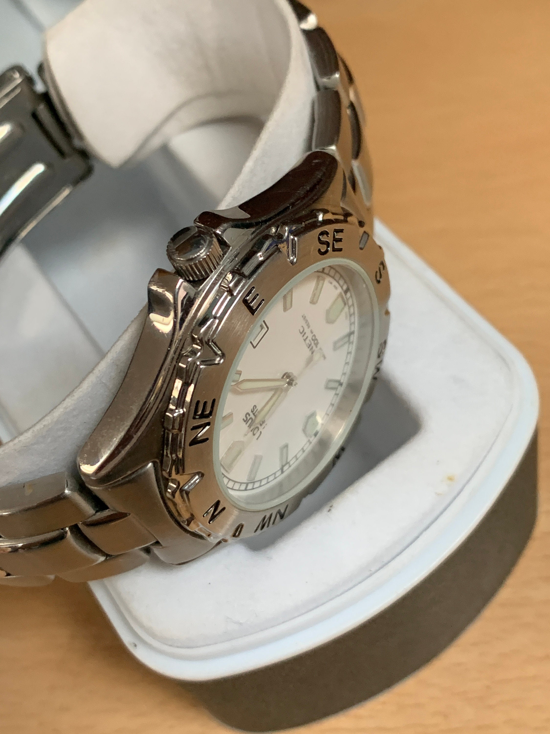 Lorus sports deals kinetic watch