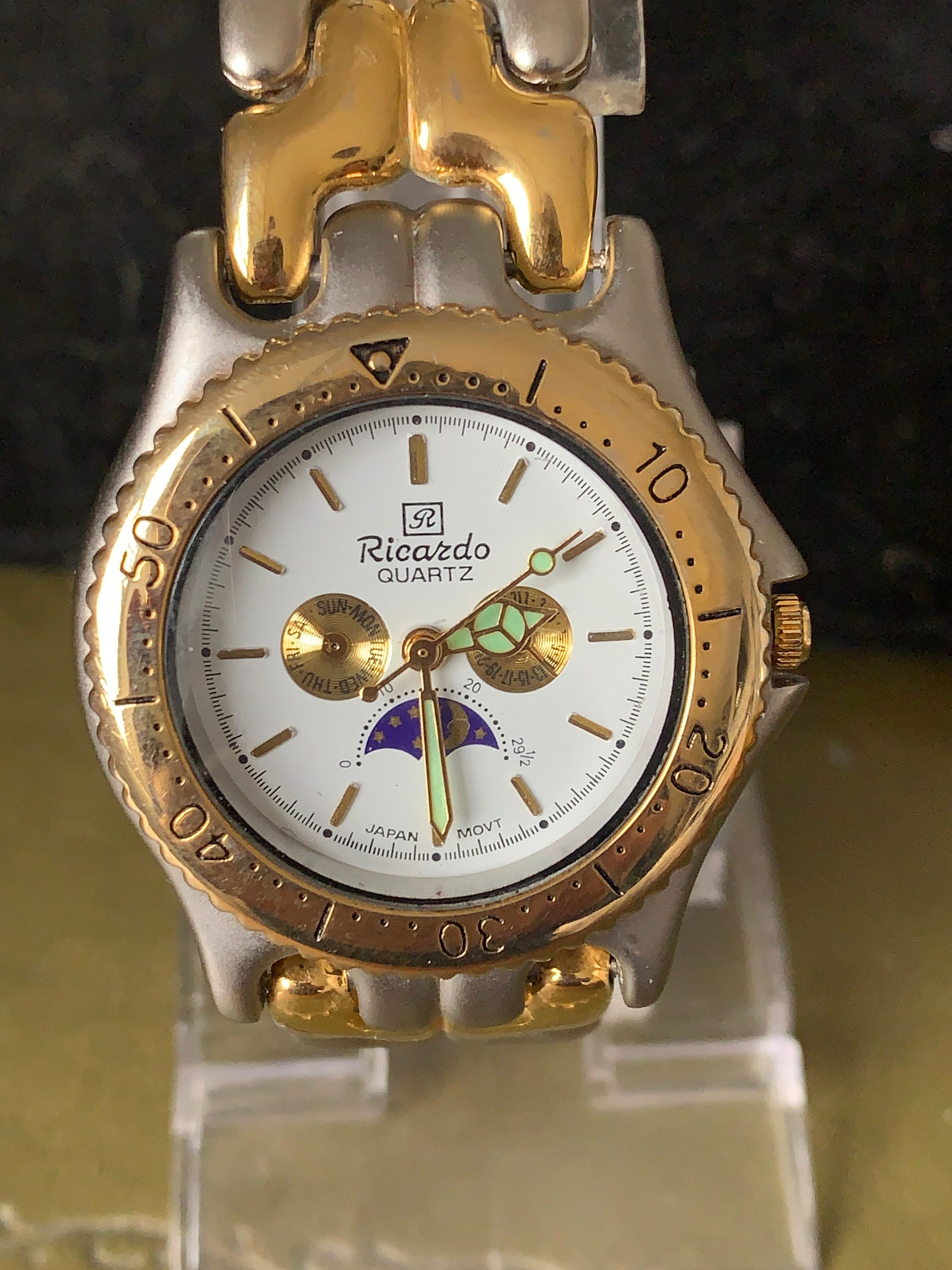 Ricardo quartz pocket clearance watch