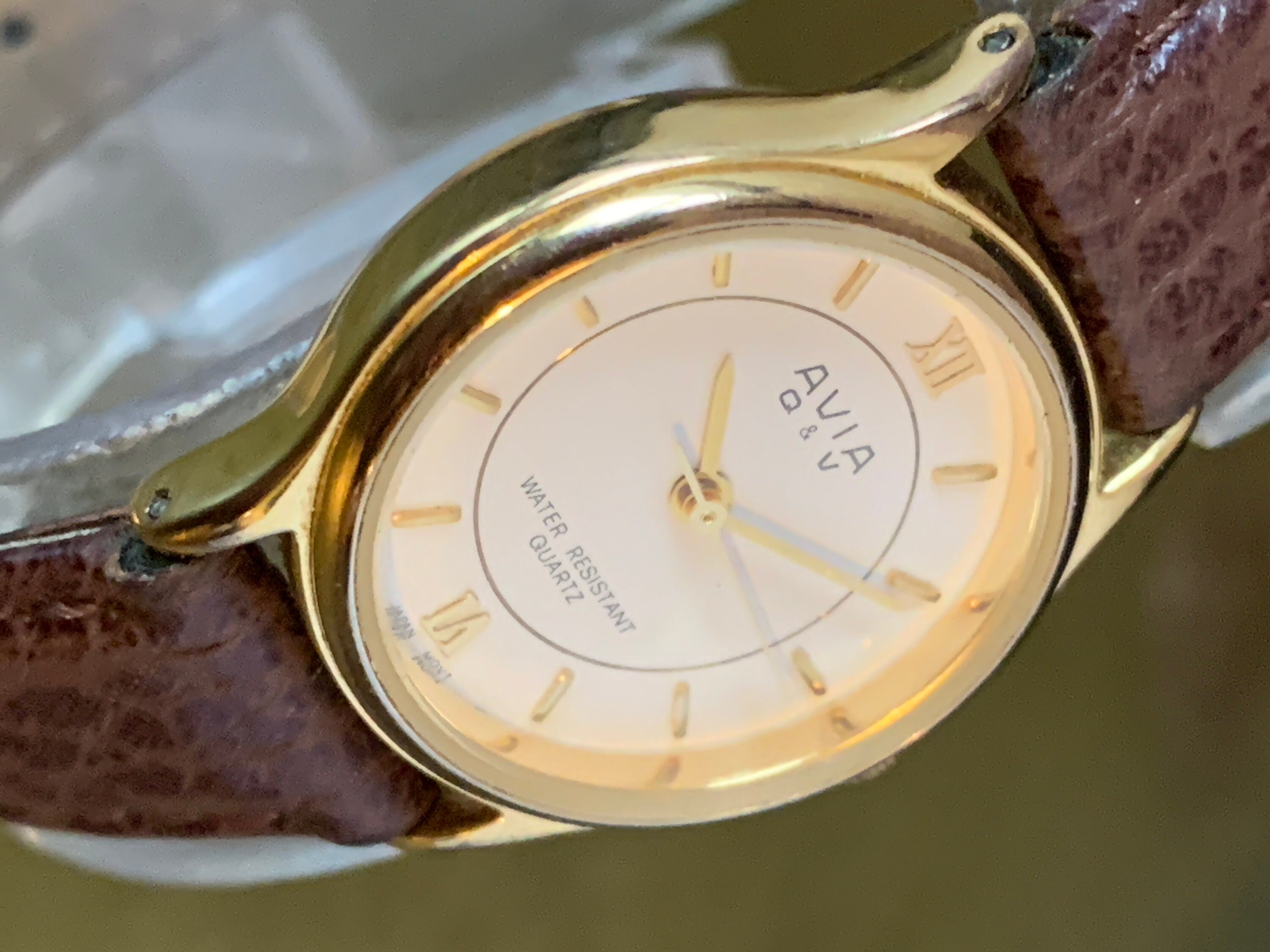 Avia q&v watch sale