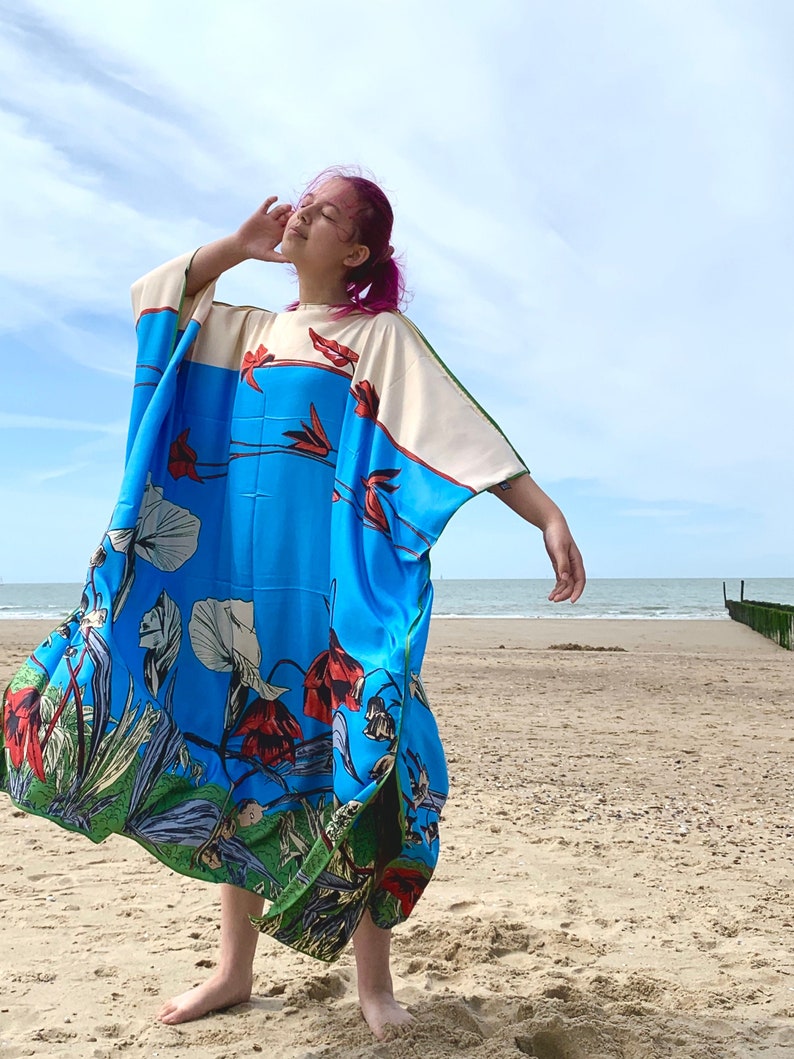 Vivo Muna Maxi Kaftan - Black / Blue Abstract Print main image 0