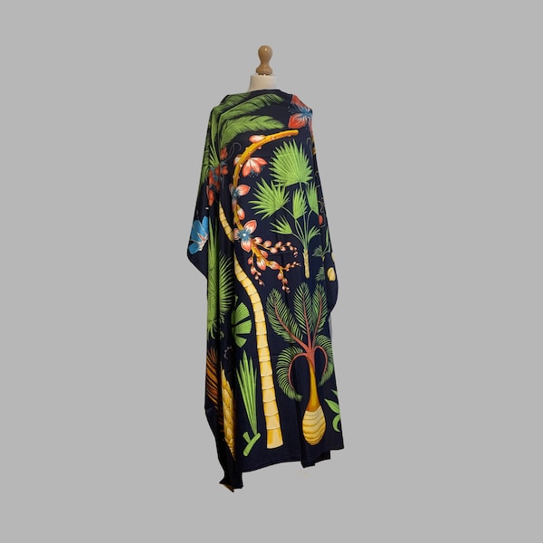 Palmiers verts Caftan soyeux | Robe grande taille style kimono tropical | Robe caftan soyeuse de luxe | couverture de créateur