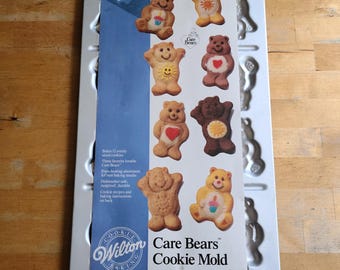 Vintage Wilton Care Bears Cookie Mold Treat Pan - 1986