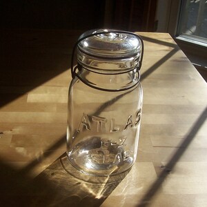 Vintage Atlas E-Z Seal Jar - Clear Glass Atlas Jar - Vintage Canning Jar - Vintage Houseware Kitchenware - Vintage Storage Shabby Chic